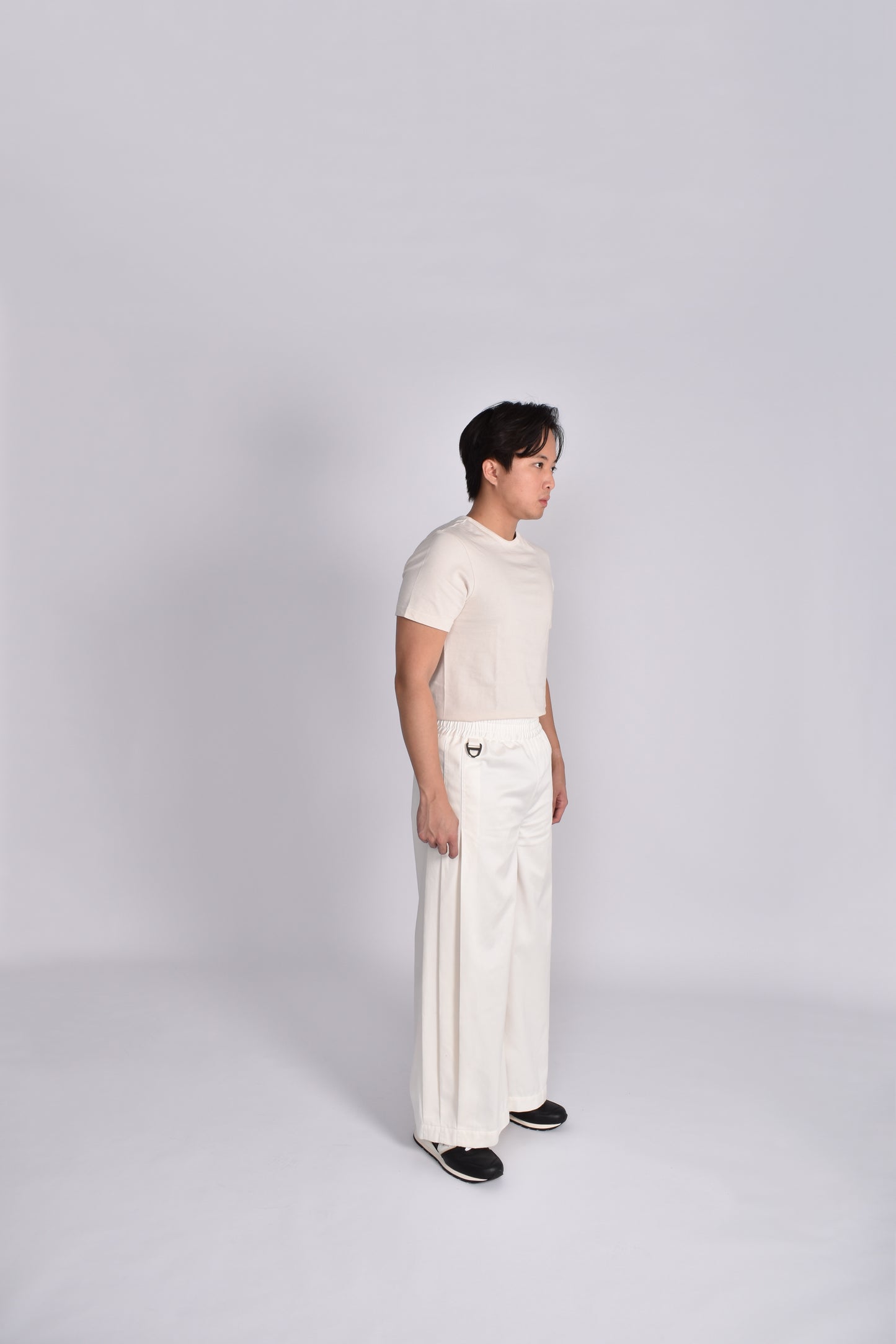 Unisex Cocoon Pleated Pants in White