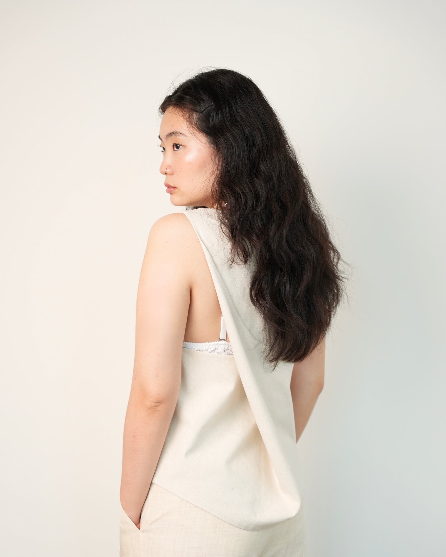 Twisted Back Tank in Flax