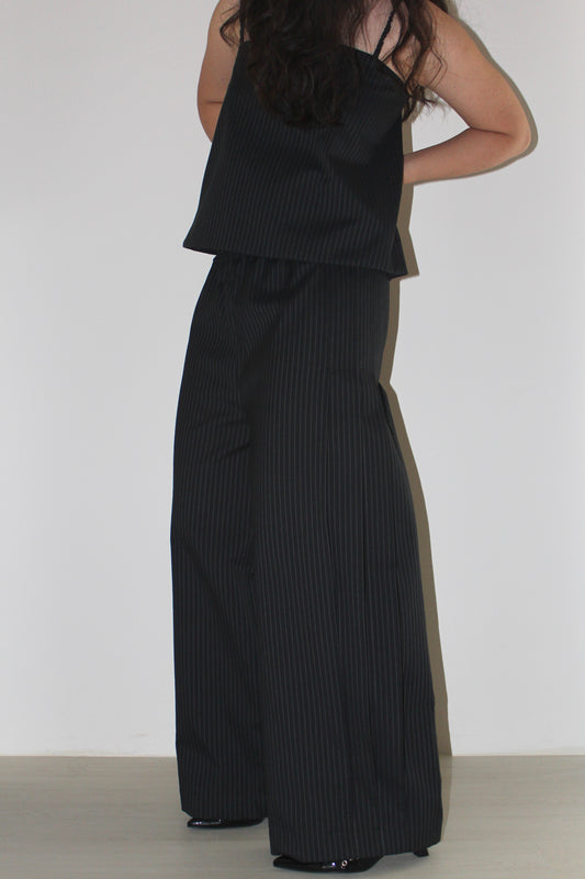 Unisex Pleated Cocoon Pants in Noir Stripe
